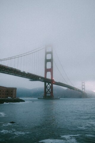 Golden Gate Bridge